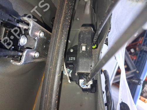 hjre-bagtil-las-toyota-auris-_e18_-2012-2013-2014-2015-2016-2017-2018-2019-38073353 main image