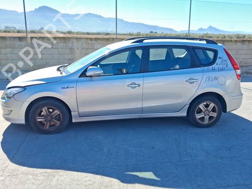 Used Parts HYUNDAI i30 Estate (FD) 1.6 CRDi 5062726