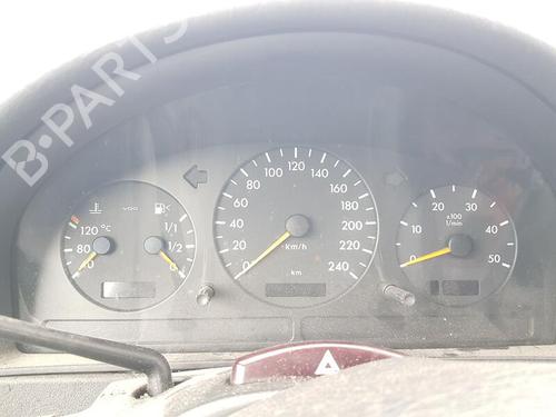 Used Instrument cluster MERCEDES-BENZ M-CLASS (W163) ML 270 CDI (163.113) (163 hp) 25289245