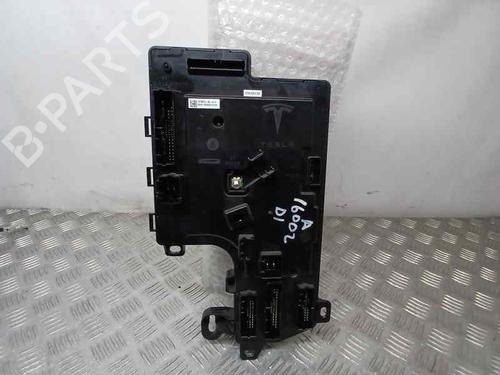 Used Electronic module TESLA MODEL 3 (5YJ3) [2017-2025]  20933236