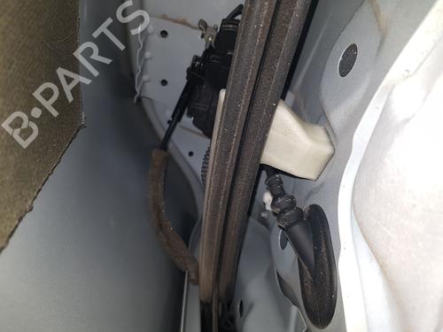 Used Rear left lock RENAULT CLIO V (B7_) 1.0 LPG (B7MT) (101 hp) 32393653