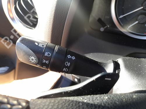 Used Steering column stalk TOYOTA AURIS (_E18_) 1.4 D-4D (NDE180_, NDE180R) (90 hp) 30710584