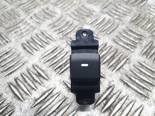 Used Right rear window switch HYUNDAI i20 ACTIVE (IB, GB) 1.0 T-GDI (101 hp) 8279671