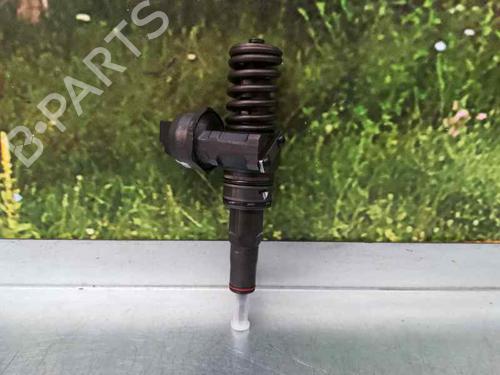 Used Injector SEAT LEON (1P1) 1.9 TDI (105 hp) 4891681