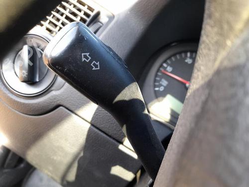 Used Steering column stalk VW GOLF IV (1J1) 1.9 TDI (101 hp) 30134915