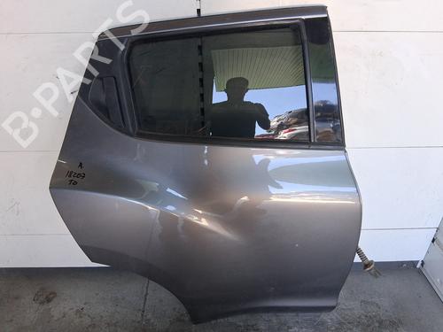 Porta trás direita Porta trás direita NISSAN JUKE (F15) 1.5 dCi (110 hp) 39510731 39510731