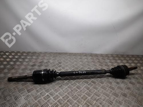 Used Right front driveshaft CHRYSLER VOYAGER / GRAND VOYAGER III (GS_, NS_) [1995-2001]  3706487