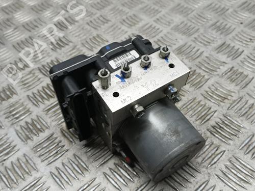 Used ABS pump TOYOTA VERSO (_R2_) [2009-2018]  11839671