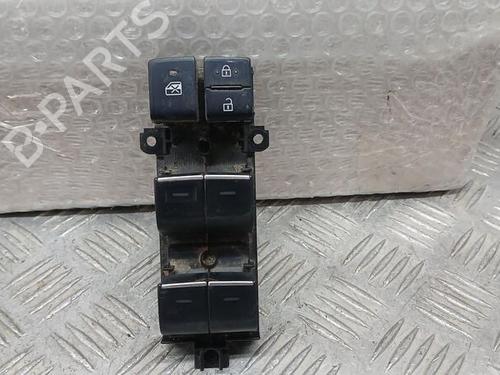 Used Left front window switch TOYOTA COROLLA Hatchback (_E21_, _EA1_, _EH1_) 1.8 Hybrid (ZWE211, ZWE219) (122 hp) 23409924