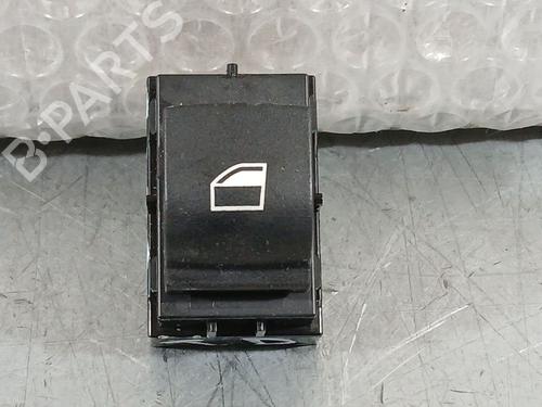 Used Right rear window switch Right rear window switch BMW 2 Active Tourer (F45) 216 d (116 hp) 34043808 34043808