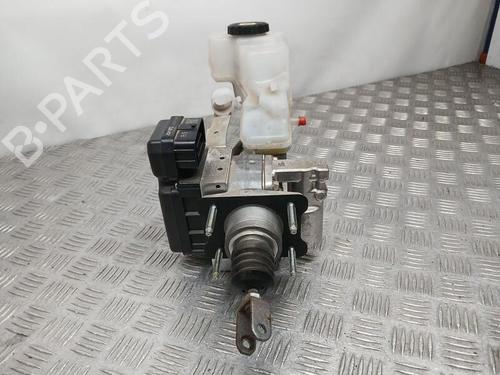 Used Servo brake TOYOTA COROLLA Hatchback (_E21_, _EA1_, _EH1_) 1.8 Hybrid (ZWE211) (98 hp) 12505256