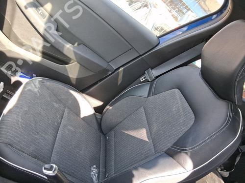Used Right front seat Right front seat 37466850 37466850