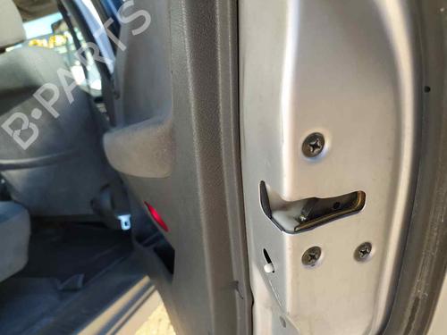 Rear right lock MITSUBISHI SPACE WAGON (N9_W, N8_W)  MR415442