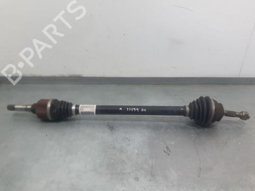 Used Right front driveshaft Right front driveshaft CITROËN C4 CACTUS 1.2 VTi 82 (82 hp) 36497913 36497913