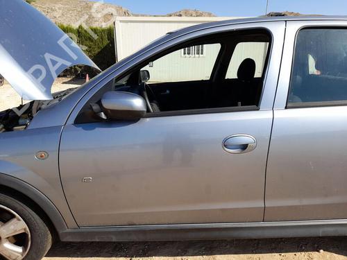 Tür links vorne für OPEL CORSA C (X01) 1.2 (F08, F68) (75 hp) 28318810
