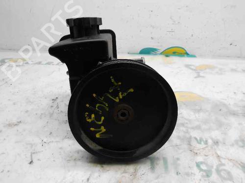Used Steering pump MERCEDES-BENZ C-CLASS (W203) [2000-2007]  206385