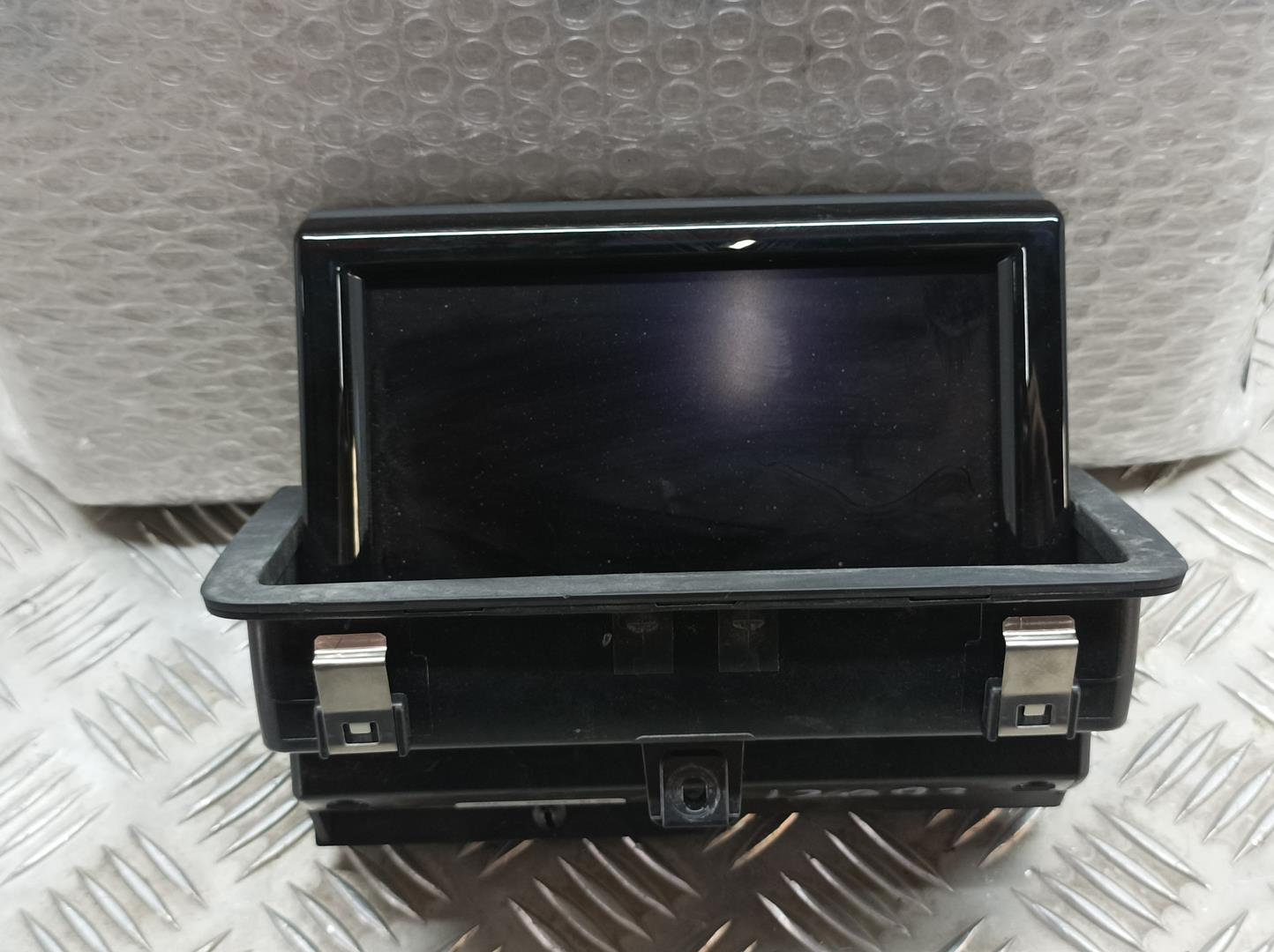 MAHLE LX 4244 Luftfilter - Passend Für Audi A1, VW Polo, Seat Ibiza