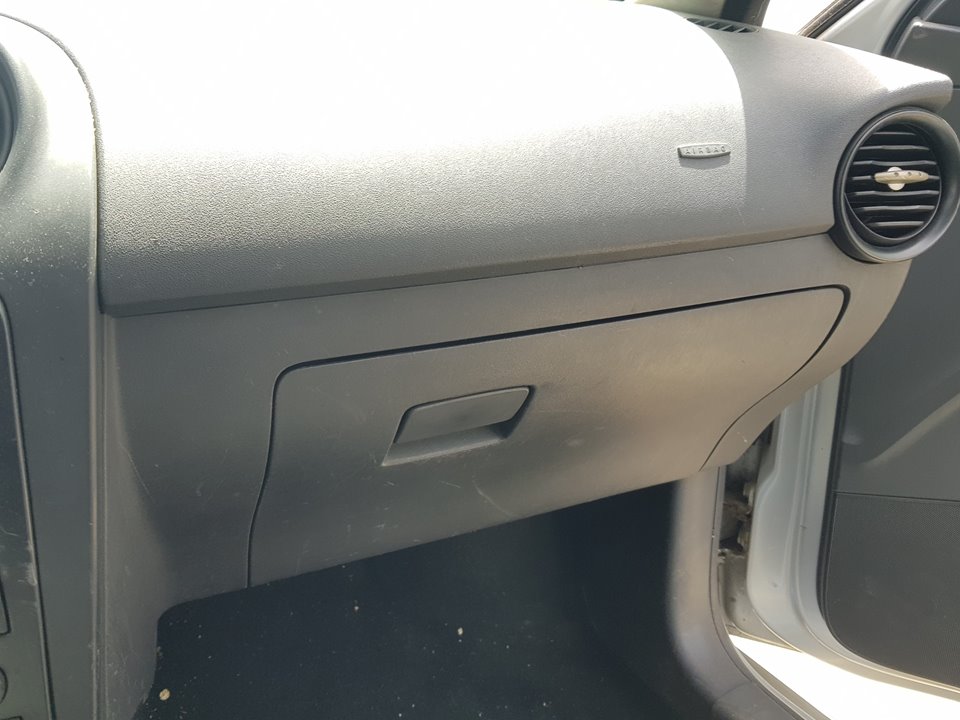 Glove box SEAT III (6L1) 9977749 BParts