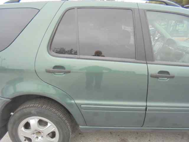 Mercedes clase m ml w163 puertas goma trasera izquierda o derecha