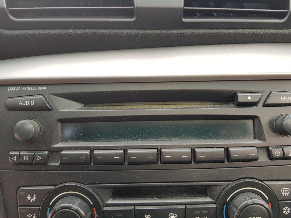 Radio BMW 1 (E87) 120 d 9236869 | B-Parts