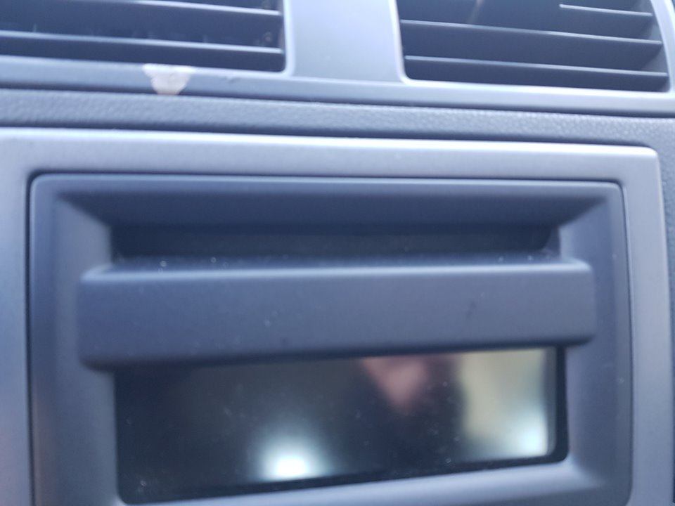 Radio VOLVO V50 (545) D3 9250806 BParts