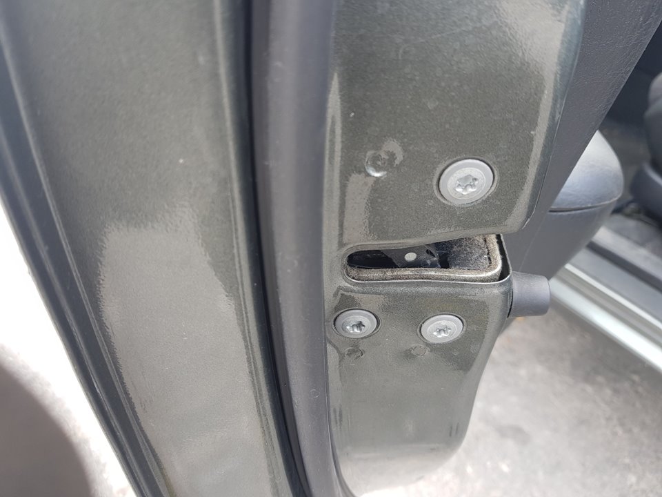 Front left lock TOYOTA COROLLA Saloon (_E12_) 1.4 D4D (NDE120