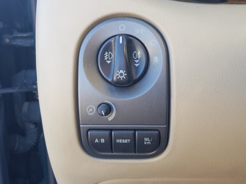 Switch JAGUAR XTYPE I (X400) 2.5 V6 Allwheel Drive 10666394 BParts