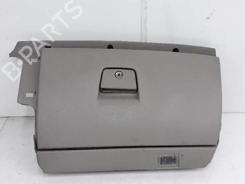 Glove box VOLVO S40 II (544) D4 (177 hp) 5805527