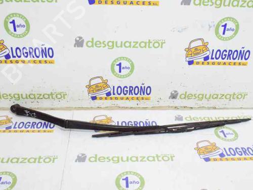 Used Front windshield wiper arm TOYOTA RAV 4 III (_A3_) 2.2 D 4WD (ALA30_, ALA30R) (136 hp) 7894735
