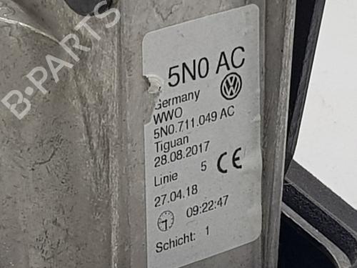 Gear lever AUDI Q3 (8UB, 8UG) 2.0 TDI | BP27166313M90 