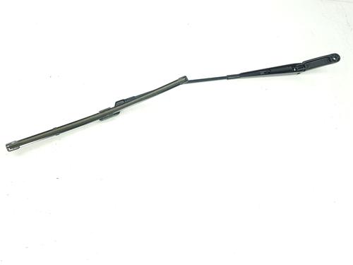 Used Front windshield wiper arm SEAT IBIZA V (KJ1, KJG) 1.6 (110 hp) 13546601