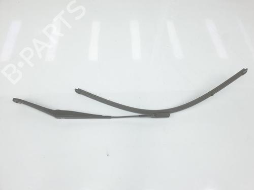 Used Front windshield wiper arm FORD FIESTA VI (CB1, CCN) 1.4 (97 hp) 7714206