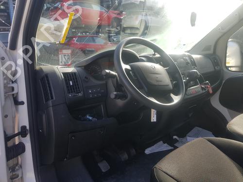 Kabinelys PEUGEOT BOXER Bus 2.2 BlueHDi 140 | BP32679565I8 