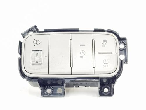 Used Headlight switch HYUNDAI i20 II (GB, IB) [2014-2021]  32738913