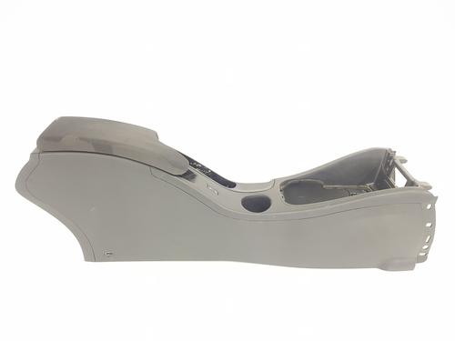 Used Armrest / Center console RENAULT MEGANE III Hatchback (BZ0/1_, B3_) 1.5 dCi (BZ09, BZ0D, BZ1W, BZ29, BZ14) (110 hp) 29467012