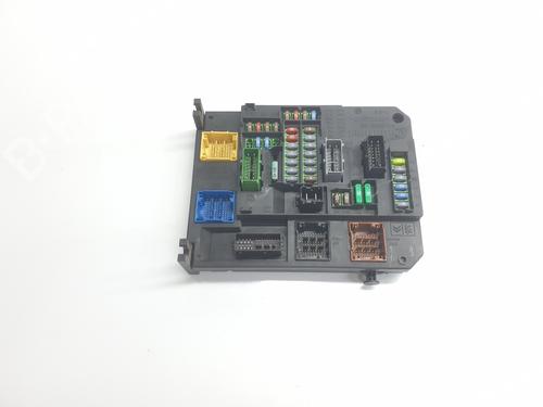 Used Fuse box PEUGEOT 308 II (LB_, LP_, LW_, LH_, L3_) 1.6 HDi (92 hp) 22619304