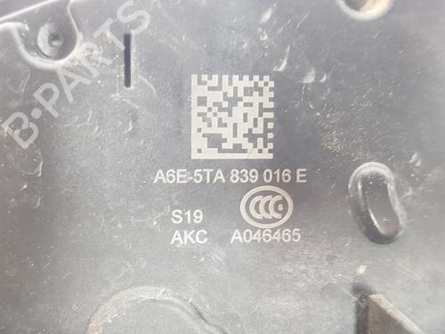 Rear right lock VW GOLF VII (5G1, BQ1, BE1, BE2) 2.0 TDI | BP9841117C99 
