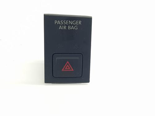 Used Warning switch VW GOLF VII (5G1, BQ1, BE1, BE2) 1.5 TSI (130 hp) 22190915