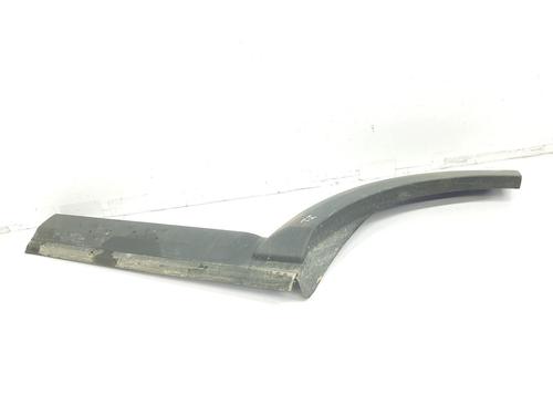 Modanatura parafango posteriore sinistro LAND ROVER DISCOVERY III (L319) 2.7 TD 4x4 | BP12985565C136 