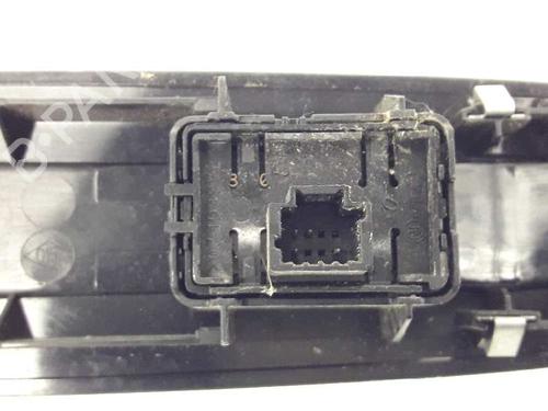 Right front window switch RENAULT MEGANE III Grandtour (KZ0/1) 1.5 dCi (KZ09, KZ0D, KZ1G, KZ29, KZ14, KZ1W, KZ10, KZ1F,... | BP3377362I26 