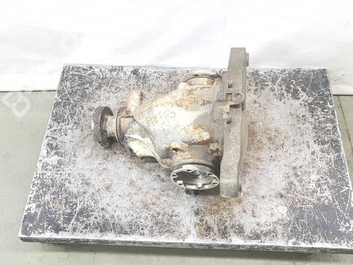 Used Rear differential BMW 7 (E38) 730 d (184 hp) 8242105