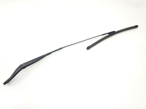front-windshield-wiper-arm-dacia-sandero-iii-2021-32778587 main image