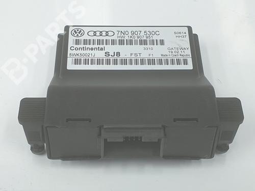 Used Electronic module Electronic module VW GOLF VI (5K1) 1.4 (80 hp) 10729522 10729522