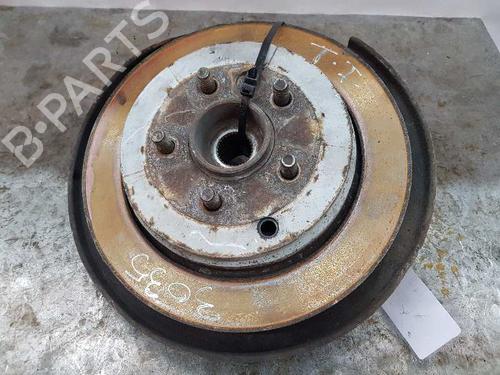 Used Left rear steering knuckle LAND ROVER RANGE ROVER SPORT I (L320) 2.7 D 4x4 (190 hp) 5806821