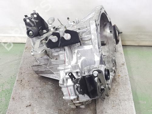 Gearbox TOYOTA AURIS (_E18_)  | BP29427578M3 