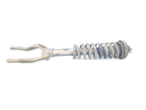 Left front shock absorber HONDA CR-V I (RD) 2.0 16V 4WD (RD1, RD3) (147 hp) 15261904