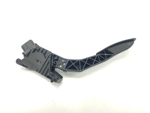 Used Pedal VW GOLF VII (5G1, BQ1, BE1, BE2) 2.0 TDI (150 hp) 11282891