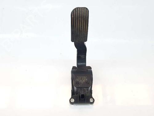 Used Pedal MERCEDES-BENZ VITO / MIXTO Van (W639) 109 CDI (639.601, 639.603, 639.605) (95 hp) 5586609