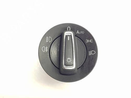 Used Headlight switch SEAT LEON (5F1) 1.4 TSI (125 hp) 28826113