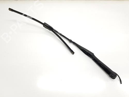 Used Front windshield wiper arm OPEL ASTRA L Sports Tourer (OV5) 1.2 (FRHNPJ) (110 hp) 29834693